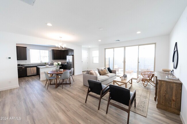 Foto del edificio - 4823 S Nageli