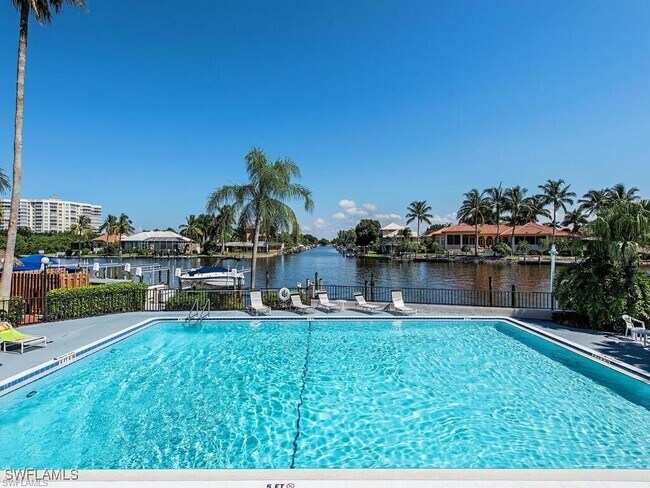 Foto del edificio - 11030 Gulf Shore Dr