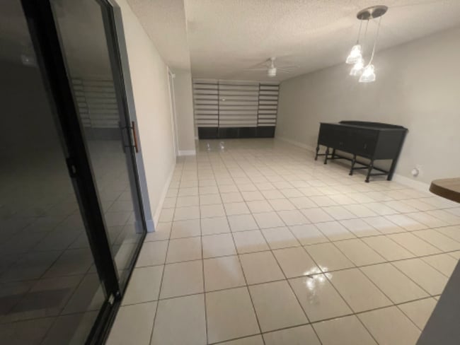 Building Photo - 1724 SW 131st Pl Cir S