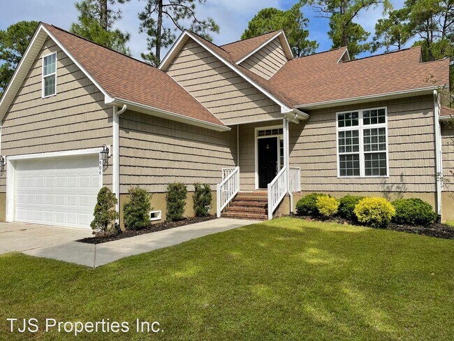 Foto del edificio - 3 br, 2 bath House - 906 Caroline Court