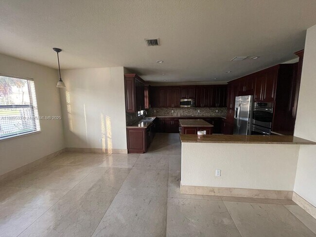Foto del edificio - 9895 NW 87th Terrace
