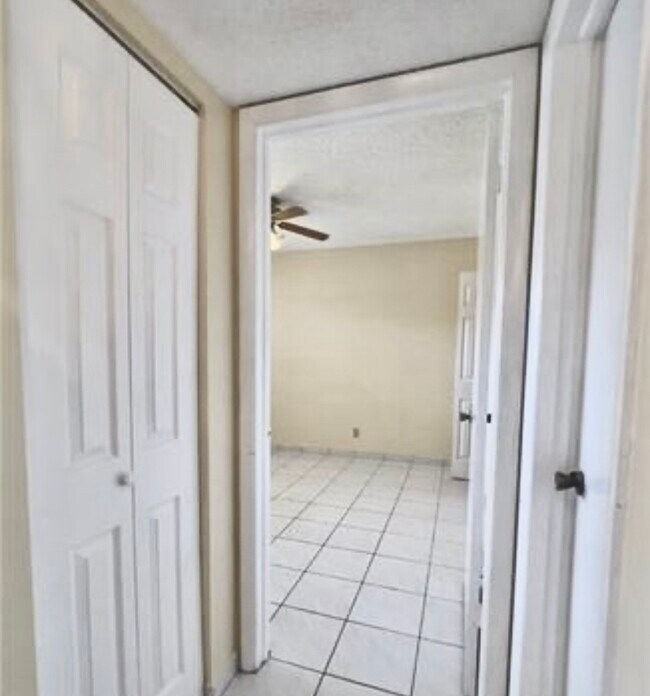 613 S State Road 7 Unit Orchid, Margate, FL 33068 Condo for Rent in