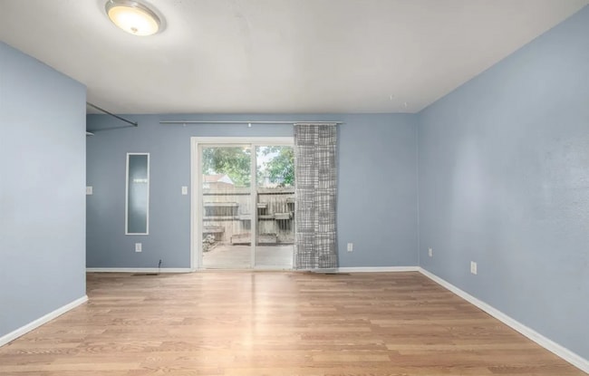 Living Room - 8023 Wolff St