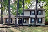 Foto principal - 34 E Wandering Oak Dr