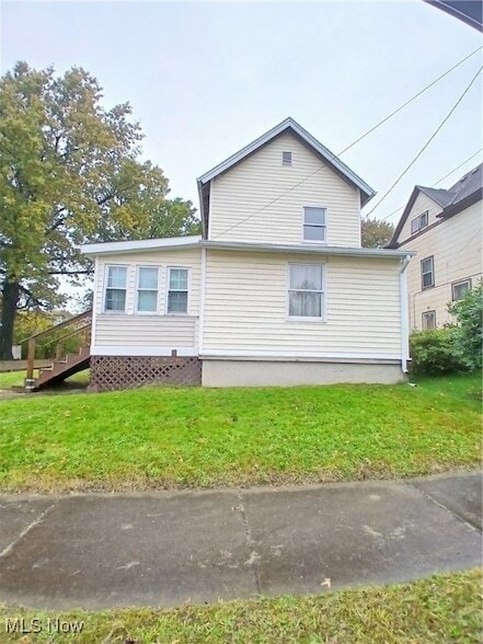 809 Lakewood Ave Youngstown, OH 44502 – photo 2