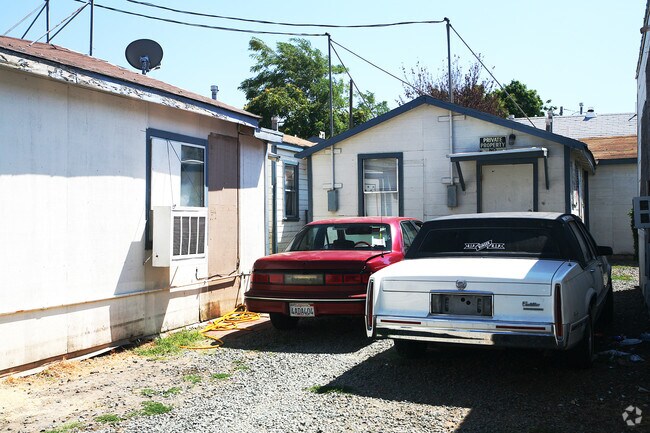 Building Photo - Willow Pass Road Apartments