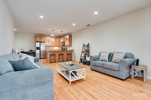 Building Photo - 1618 S Halsted St