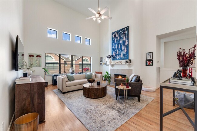 Foto del edificio - 650 Westcross St