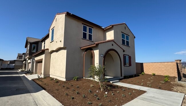 Building Photo - 31506 Lolite Dr