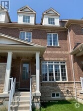 Building Photo - 160 William Berczy Blvd