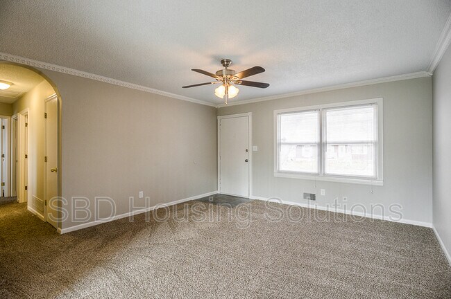 Foto del edificio - 16531 E Cogan Dr