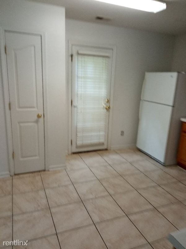 Building Photo - 3 br, 2 bath Townhome - 9720 Kennerly Cove Ct