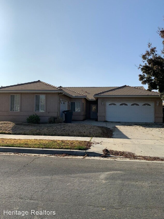 Primary Photo - 3 br, 2 bath House - 551 Blue Jay Ave