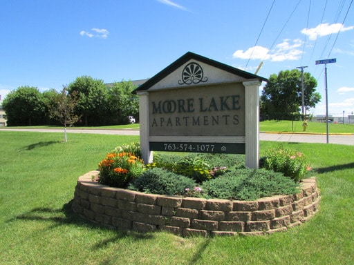 Primary Photo - 995 Lynde Dr NE