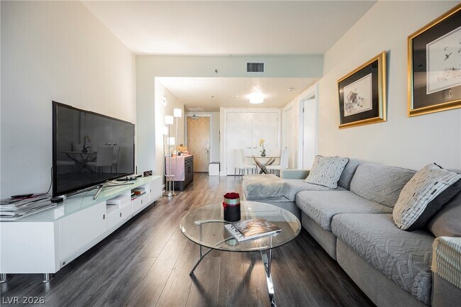 Foto del edificio - 2700 S Las Vegas Blvd