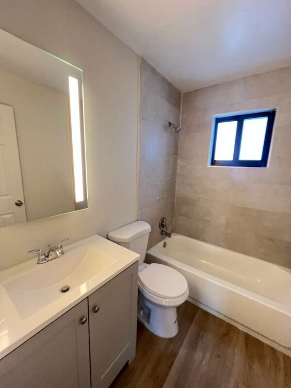 Foto del edificio - 1410 HIALEAH