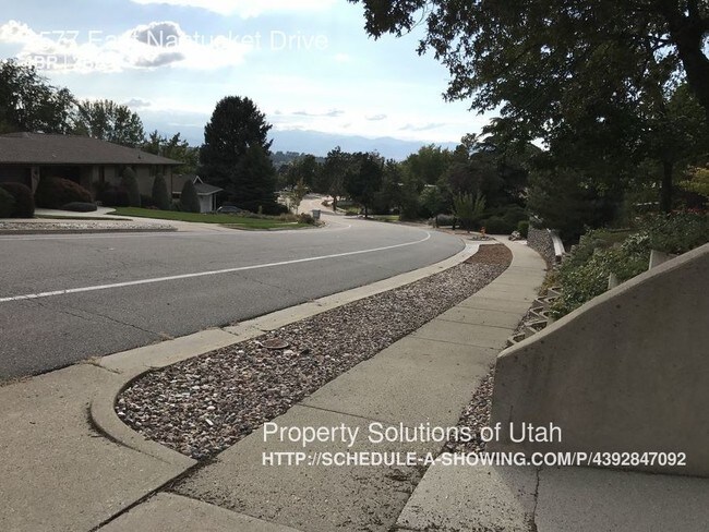 Foto del edificio - 2577 E Nantucket Dr