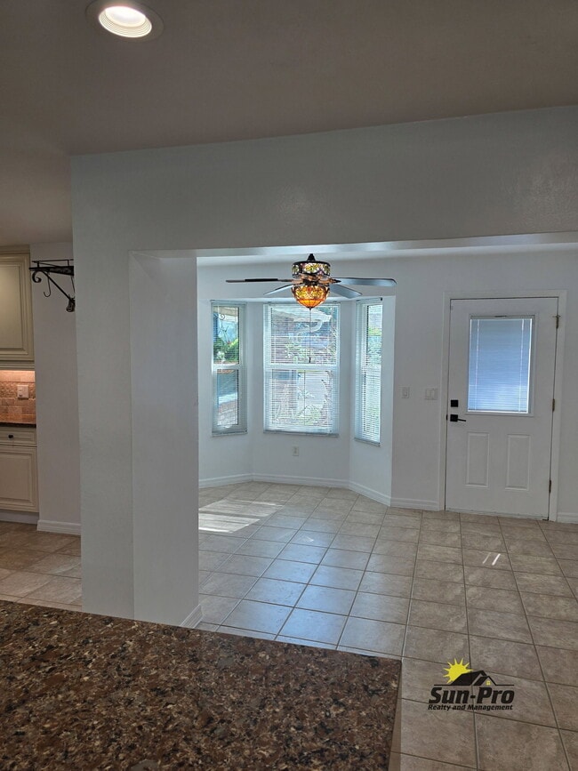 Building Photo - 139 Riverwalk Ct