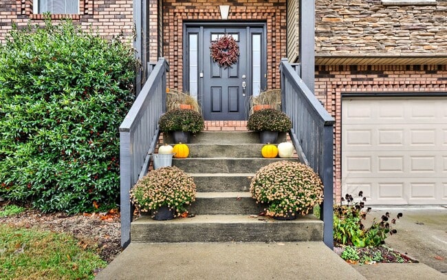 Building Photo - 1838 Patricia Dr