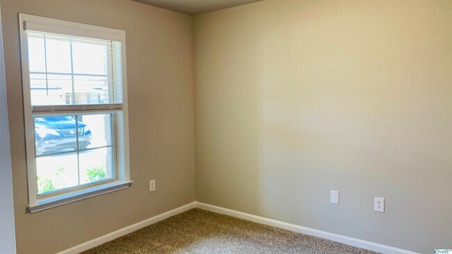 Building Photo - 133 Beaver Brook Pl