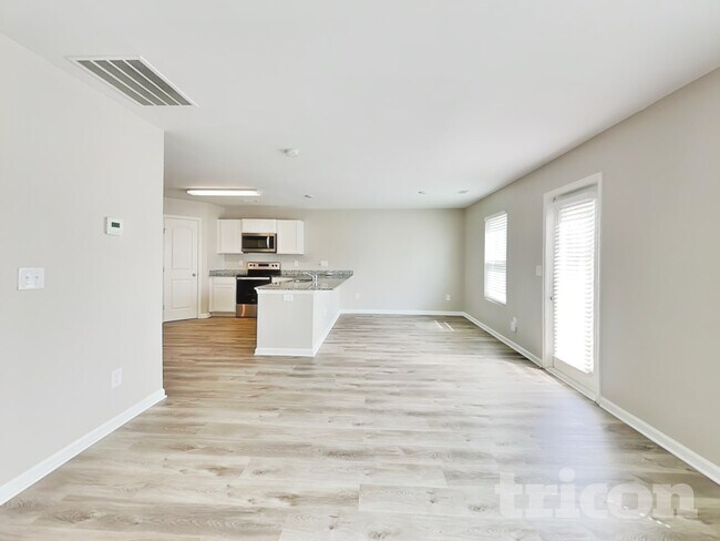 Foto del edificio - 542 Springtime Ln