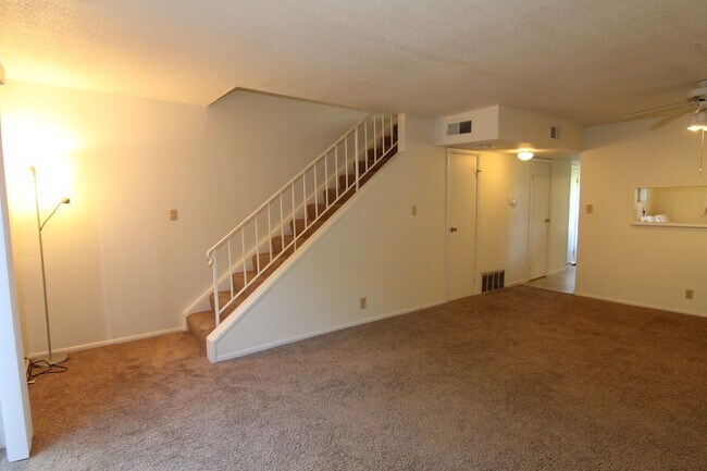 Foto del edificio - 1207 21st Avenue Place, Coralville, IA 522...