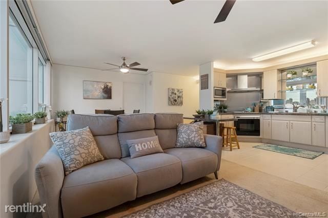 Primary Photo - 2 br, 2.5 bath Condo - 1320 N Hollywood St