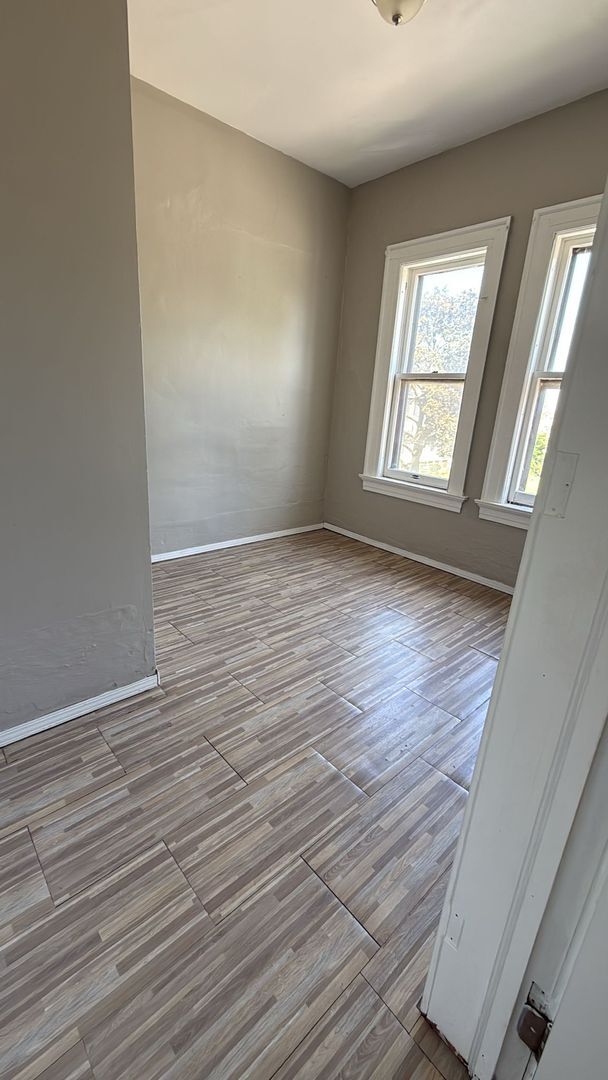 Building Photo - 2365-2367 S 7th St. (4 Unit)