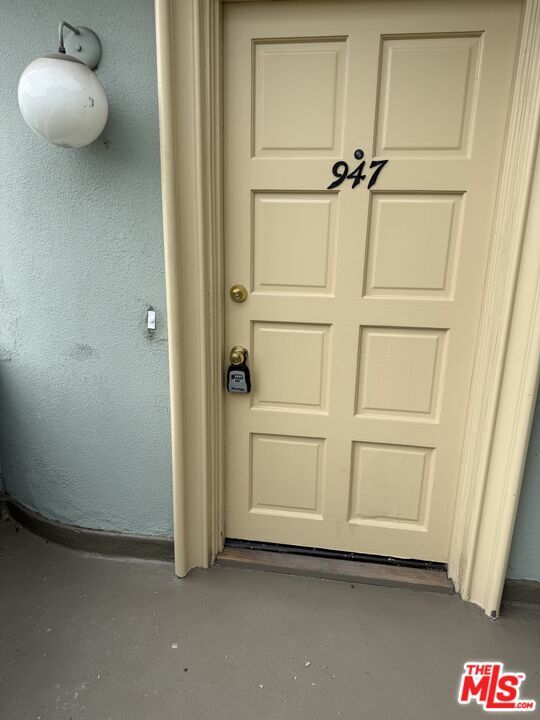 Foto del edificio - 947 S Bedford St