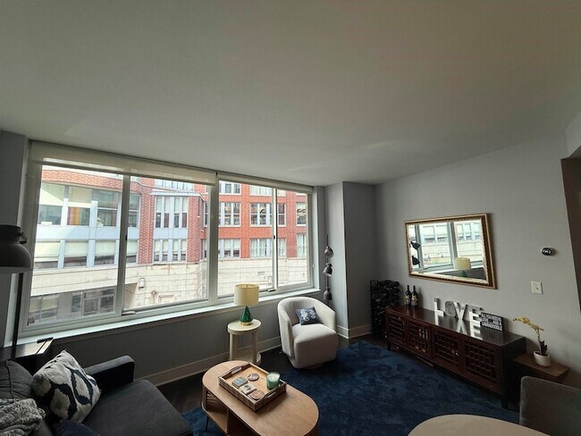 Foto del edificio - 1100 Maxwell Ln