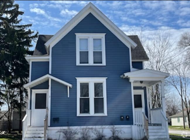 Building Photo - 600 18th St