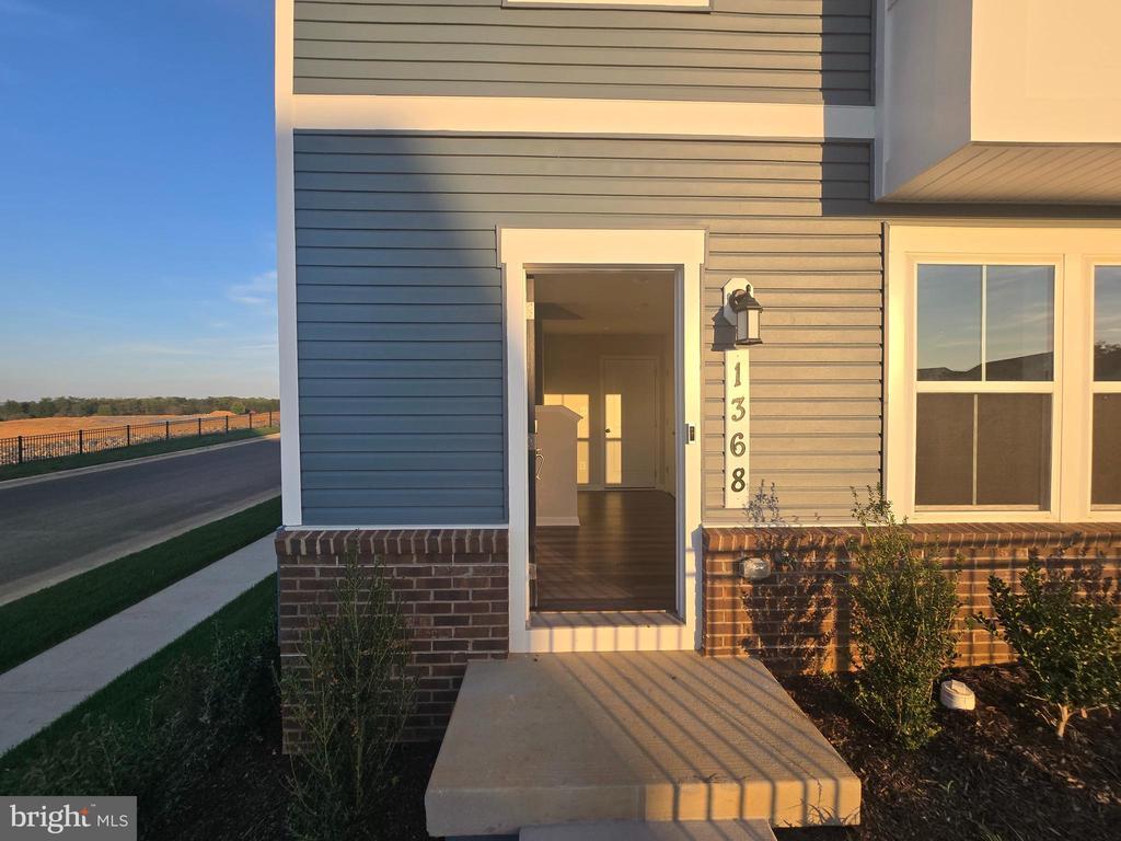 Foto principal - 1368 Red Clover Ln