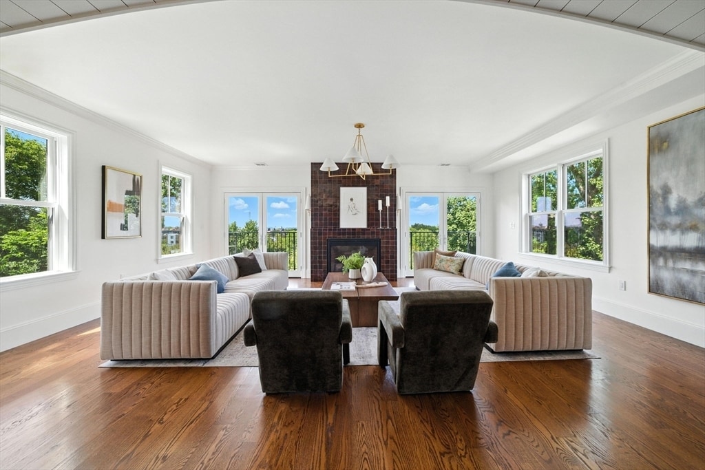 Foto principal - 197 Winchester St