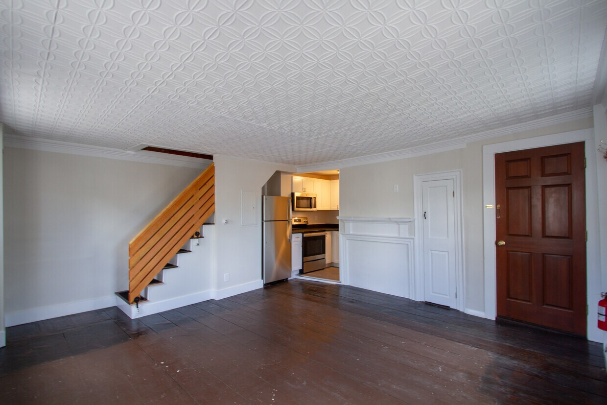 2 South St Unit 2 South Street 1, Exeter, NH 03833 Apartments in