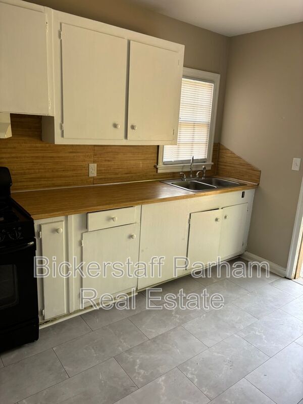 Foto del edificio - 3931 Dexter Dr