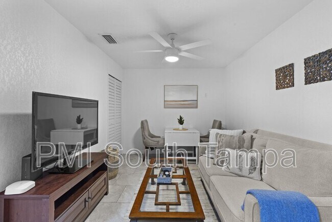 Foto del edificio - 2874 38th Ave N