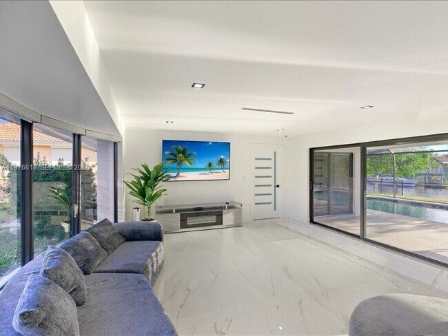 Foto del edificio - 103 Tropicana Dr