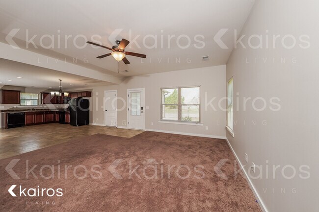 Building Photo - 141 Shiloh Creek Drive