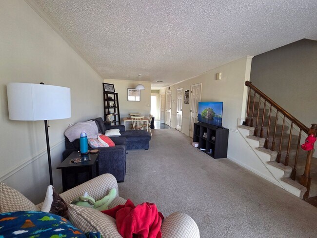 Foto del edificio - 2 Bed 2.5 Bath Condo