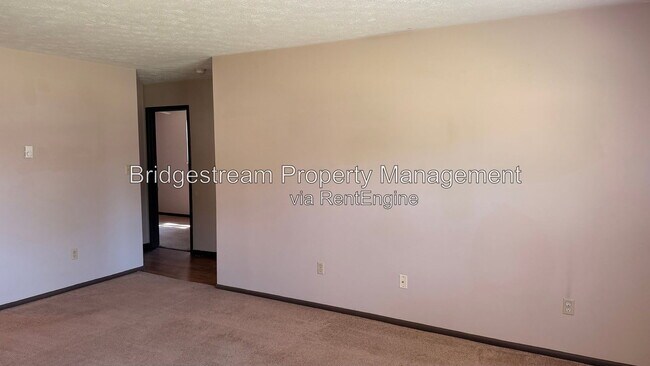 Building Photo - 40 Candlewood Ct