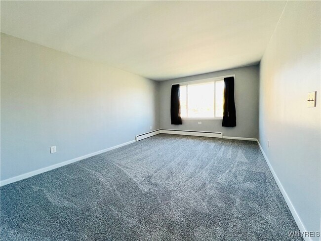 Foto del edificio - 1199 Center Rd