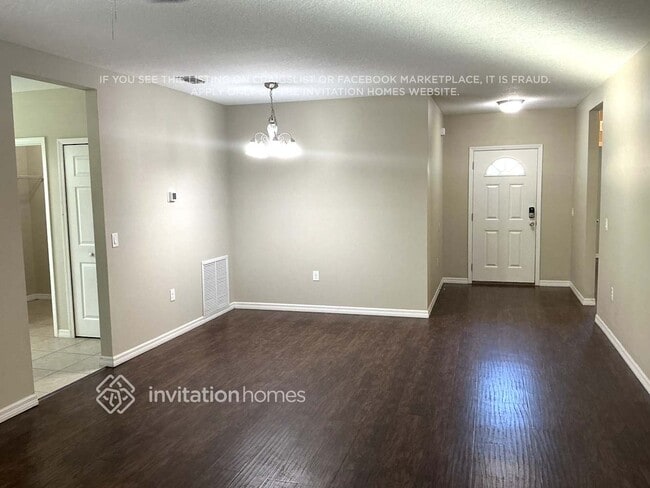 Building Photo - 2090 Sadnet Ln
