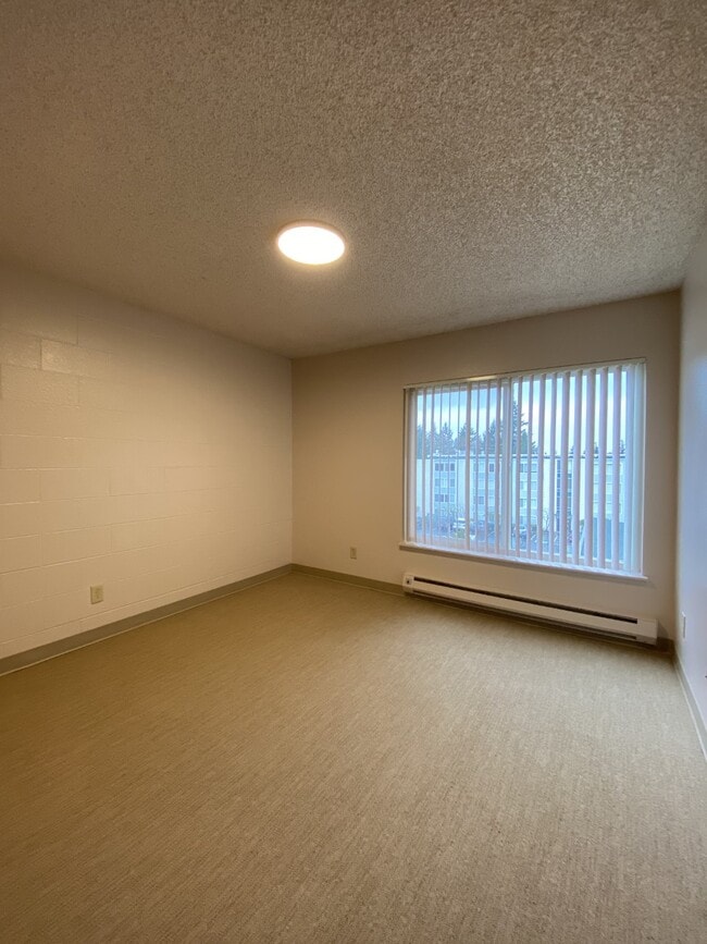 06 Classic | Main Bedroom - Olympic Park Apartments