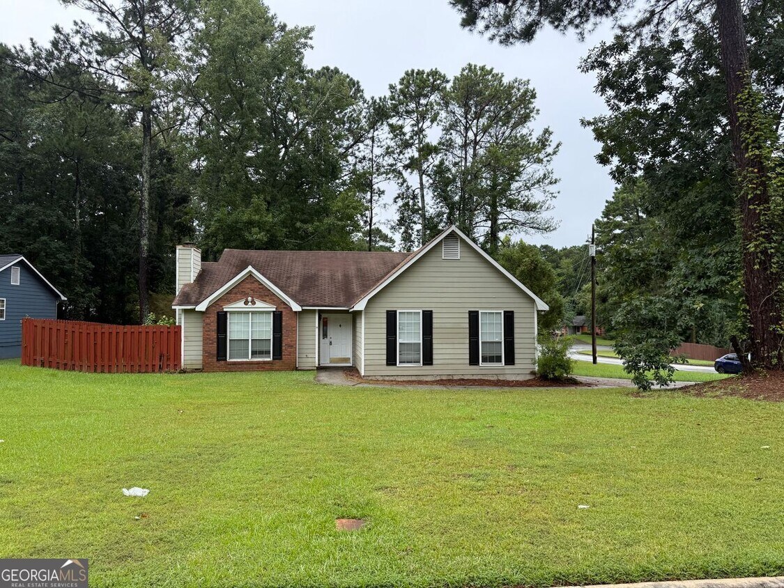 Primary Photo - 10375 Larrack Ct