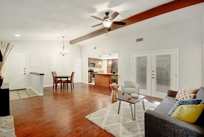 Foto del edificio - 8504 Mesa Dr