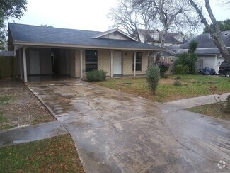 Building Photo - 466 Peacock Dr