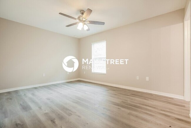 Foto del edificio - 3 Bedroom Pet-Friendly Home in north port,...