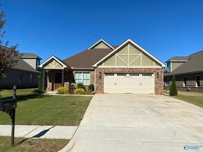 Building Photo - 104 Kinglet Wy