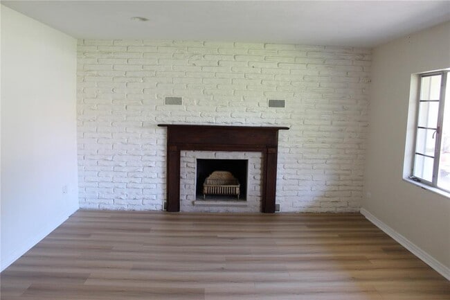 Foto del edificio - 4506 W Leona St