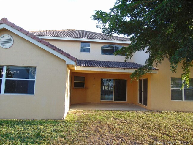 Foto del edificio - 17883 SW 5th St